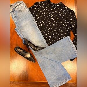 Flare Leg Blue Women's Jeans, I&M black label, size 5